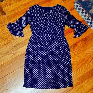 Women's 0 Bell Sleeve Dress, EUC